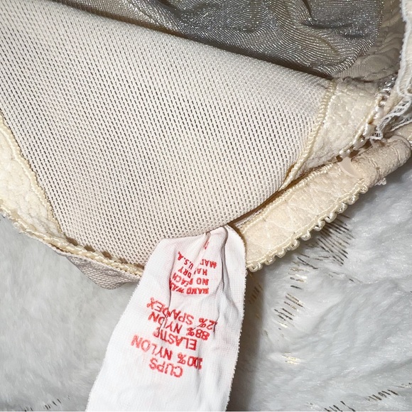 Vintage lace tan Bra with under strap Size 34B - Picture 10 of 10